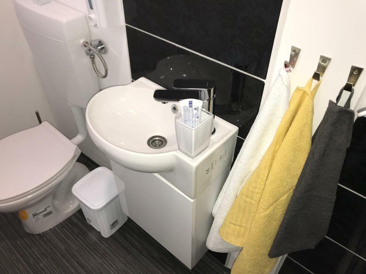 Holiday Home Orsag Drage Bagian luar foto